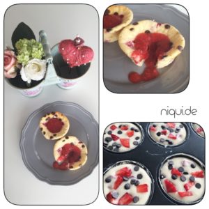Mini-Cheesecake mit Erdbeeren und Schokodrops