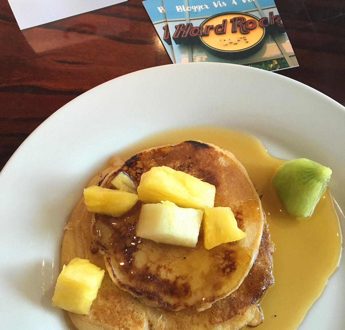 Blogger vis a vis im Hard Rock Cafe Köln Pancakes
